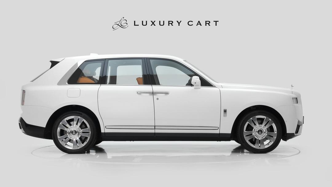 Rolls Royce Cullinan SUV